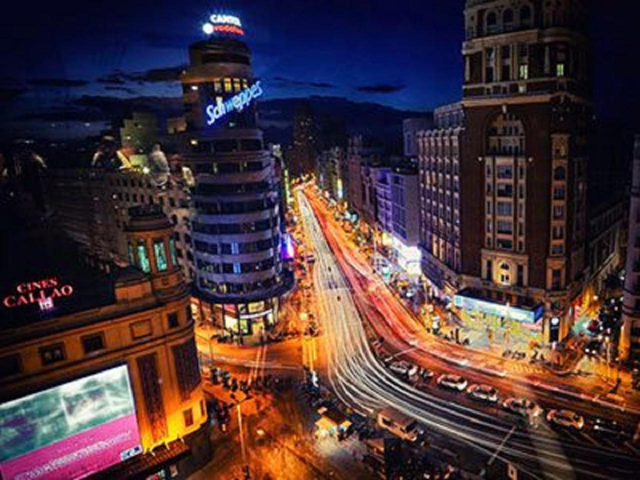 Apartamento Unico En Gran Via Lägenhet Madrid Exteriör bild
